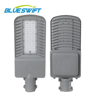 China ROAD Street Light 30W Waterproof Outdoor Garden Led Solar Street Light With Pole for sale