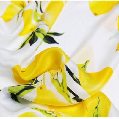 China Custom Beautiful 100 Silk Fabric Crepe Organic Silk Chiffon Fabric Custom Silk for sale