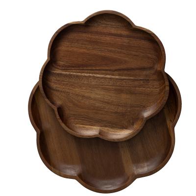 China Viable Petal Shape Serving Tray Decorative Acacia Wood Food Tray Large Wood Breakfast Tray 2 Set for sale