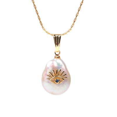 China Fashion New Fashion Baroque Freshwater Pearl Zircon Stainless Steel Gold Plated Jewelry Clavicle Devil Chain Evil Eye Pendant Necklace for sale