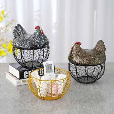 China 2021 Sustainable New Arrivals Ceramic Metal Hen Egg Storage Baskets Chicken Basket for sale