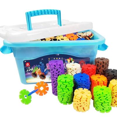 China Building Toy 500 Pcs Snowflakes Building Block Children Advantage Toys Thickened Intelligence Girls Insert Assembled Kindergarten Toys for sale