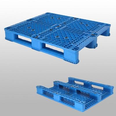 中国 Low Price New Grid Single Faced Single Side Plastic Pallet With Reinforced For Racking 販売のため