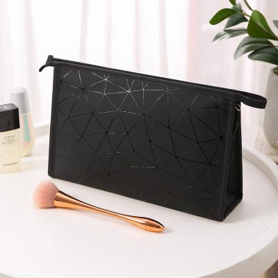 China New Design Fashion PU Leather Makeup Bag Travel Small Cosmetic Bags For Men for sale