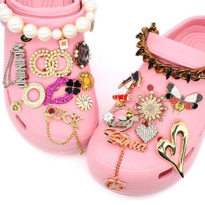 China designer shoe buckle croc charms 2021 latest metal croc charms for croc charms luxury for sale