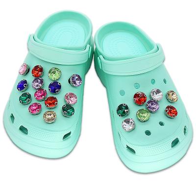 China The shoe buckle rhinestone shoe charm for garden shoe croc charm luxury bling charm for sale