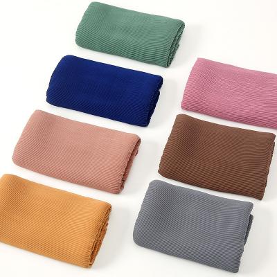 China Kinds of Different Soft Touch Feeling Pearl Chiffon Hijab Scarf Cotton Seersucker Scarf Pure Color Ladies Chiffon Head Scarf Hijab Shawl for sale