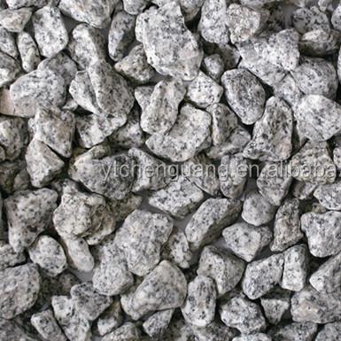 China Coastal Natural Gravel Aggregate Stone Type Crushed Sesame Color Granite Stone Ballast for sale