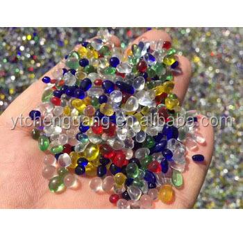 China Hotel colored crushed glass chips, decorative glass marbles for sale