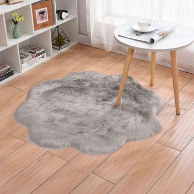 China Factory Sale Beautiful Washable Warm Faux Fur Sheepskin Outdoor Blankets And Carpets for sale