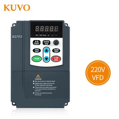 China 230V Single Phase Input 2.2kw 3HP VFD Variable Frequency Converter 230V Three Phase Output 185*125*160MM for sale