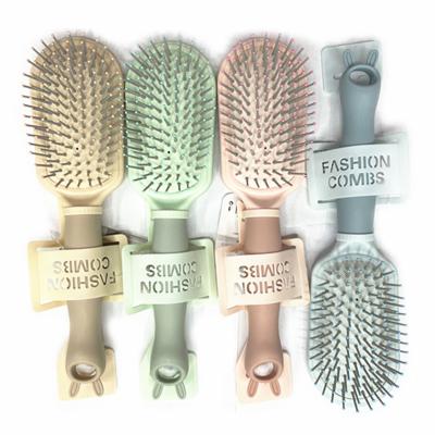 China Fashion.eco-friendly New Product Selling Custom Girl Barber Combs Logo Plastic Barber Combs For Massage Woman Cheap Cute Comb for sale