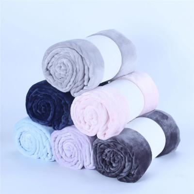 China Cheap Solid Color Antistatic Wholesale Flannel Fleece Super Soft Blankets for sale