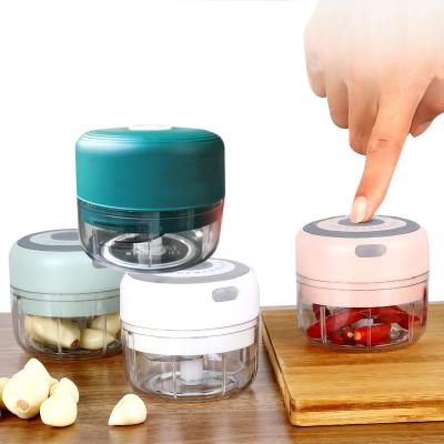 China Cordless Onion Chopper Portable Garlic Crusher Electrec Meat Garlic Hot Sale Household Sterrer Food Processor Small for sale