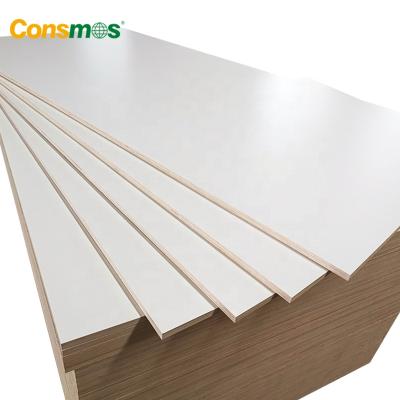 China Consmos 4x8 12mm Eucalyptus Melamine Plywood Moisture Proof White 18mm Board for sale