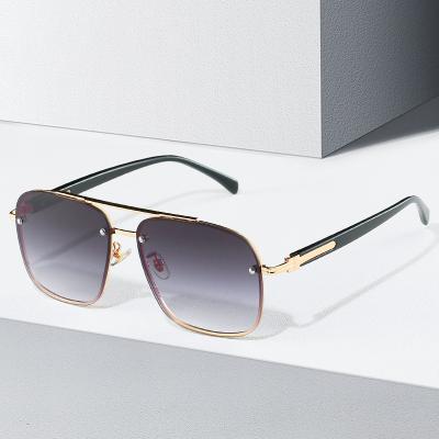 China Fashion Sunglasses 2022 Sunglasses Logo Luxury Vintage Sunglasses Custom Made UV400 Men Women for sale