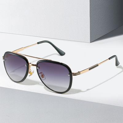 China Fashion Sunglasses in Vintage Outdoor Driving Sun Glasses Classic Shades Retro Sun Glasses for Women Men for sale