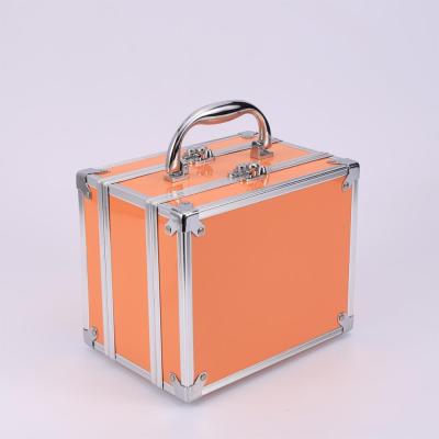 China Fashionable Portable Makeup Train Case For Cosmetic Keyboard for sale