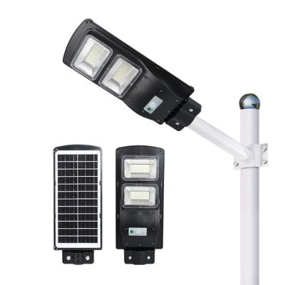 China HUAPAI IP65 SMD 30W 60W 90W 120W Waterproof Outdoor Lighting Remote Control LED Solar Street Light for sale