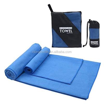 China QUICK DRY Customized Logo Printed Quick Dry Recycled Microfiber Sports Gym Towel With Magnetic Wholesale for sale