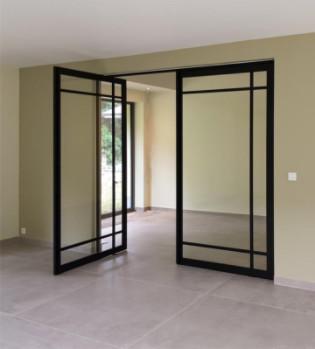 China Modern Aluminium Pivot Entry Doors Wooden Grain Finish ISO45001 For Patio for sale