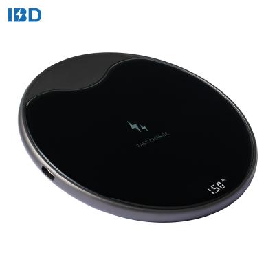 China IBD 3 Coil Qi Charger 10w Fast Charging Hot Selling High Quality Wireless Travel for sale