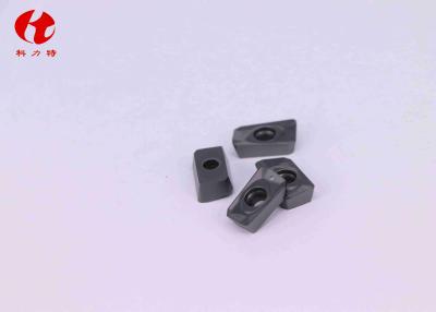 China CNC Carbide Lathe Cutting Tools , Indexable Milling Tools Inserts Smooth Surface for sale