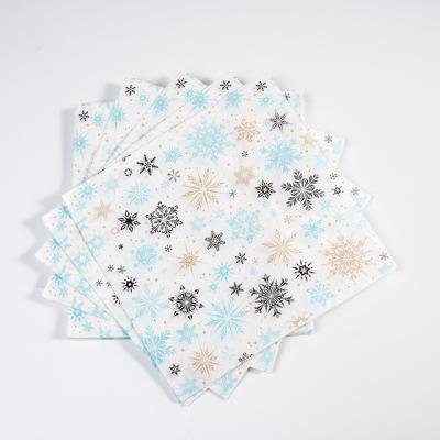 China High Quality Eco-Friendly Embossed Soft Snowflake Tissue Napkins Christmas Paper Towels Napkins for sale