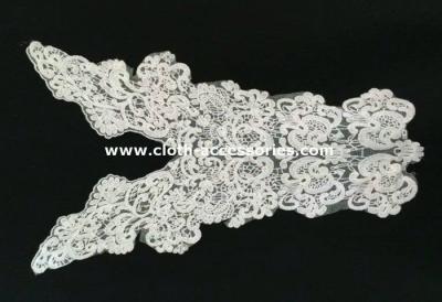 China Algodón nupcial bordado 100% del Applique del cuello de encaje ancho con la malla de la red de Polymide en venta