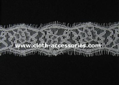 China Insertion Flower Narrow Lace Trim / Scalloped Edge Lace Trimmings 3M Per Piece for sale