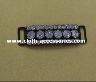 China Shinning Crystal Diamond Metal Ribbon Buckles Durable With Alloy Plated for sale