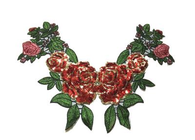 China La tela negra de la flor del ganchillo de la organza Appliques con la lentejuela roja/del verde 32 cm * 23 cm en venta