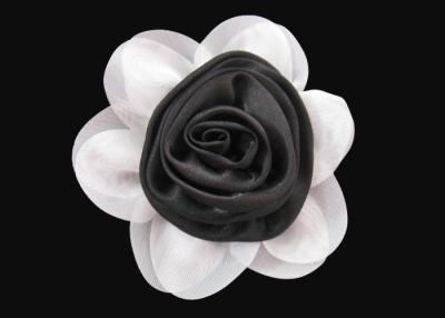 Chine Corsage noir et blanc brillant de poignet de fleur de tissu beau pour la robe et le chapeau à vendre