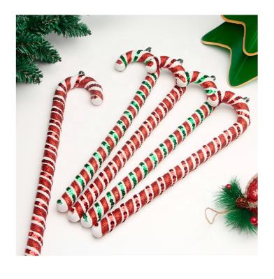 China Eco-Freindly Family Christmas Tree Ornament Hanging Exquisite Candy Cane Plastic Christmas Ornaments for sale