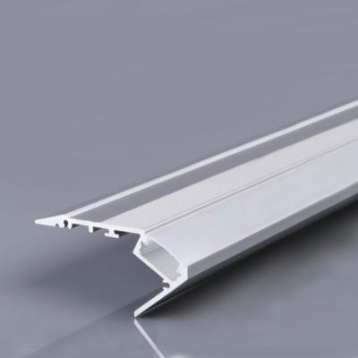 China Decorations Ceiling Elevate Suspension Linear High Bay Light for sale