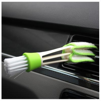 China ABS Mini Duster Car Air Vent Automotive Air Conditioner Remover Sweep Dust Collector Cleaning Tool for Keyboard Window for sale