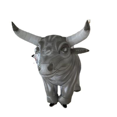 China 420D Oxford Vivid Inflatable Bull Suit Decoration Inflatable Bull Walking Suit for sale