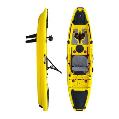 China Plastic Rotomolded Row 300CM Plastic Outdoor Fishing Kayak Retomolded With Pedal for sale