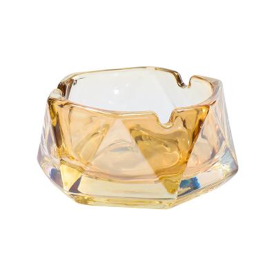 China Eco-Friendly Cheap Price Portable Small 85cm 105mm Clear Round Triangle Green Unbreakable Glass Ashtray for sale