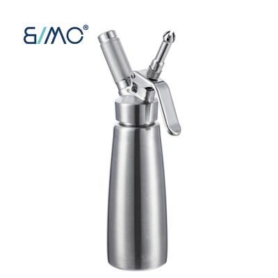 China Sustainable Professional Whipped Cream Dispenser Stainless Steel 3 Decorating Nozzles And Free Cleaning Brush for sale