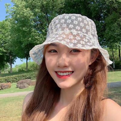 China 2021 Summer New Eco-Friendly Comfortable Rhinestone Pearl Lace Up Mesh Sunscreen Small Brim Bucket Hats for sale