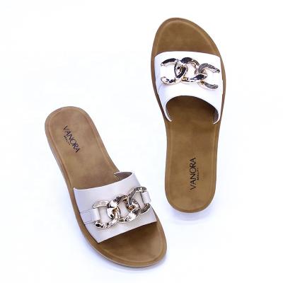 China Fashion Trend New Trend Wholesale Slippers Women Shoes Women Slippers Sandals Open Toe Flat Casual Slippers for sale