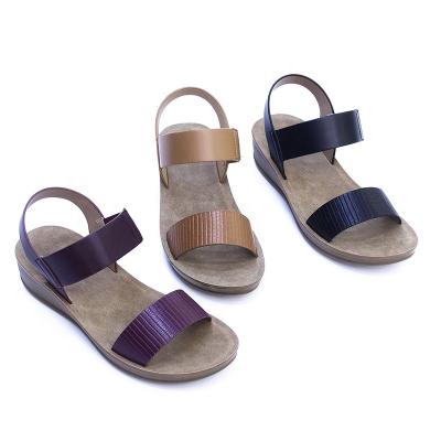 China New Fashion Trend Fashion Ankle Strap Flat Women Summer Beach Sandals Casual Slippers for sale