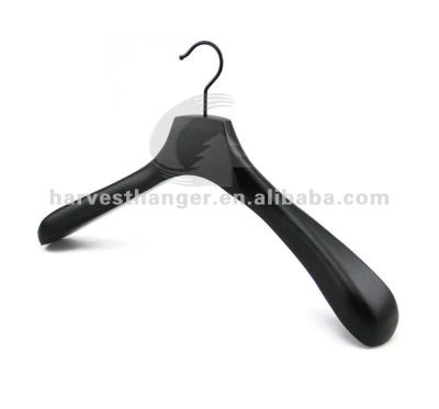 China Cheap Reliable Suits Household Wooden Coat Hanger for sale