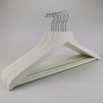 China Traditional White Wood Shirt Hanger With Notch And Bar 6 Per Pack for sale