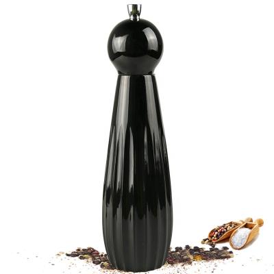 China Sustainable Wooden Kitchen Salt Pepper Mill Grinder for sale