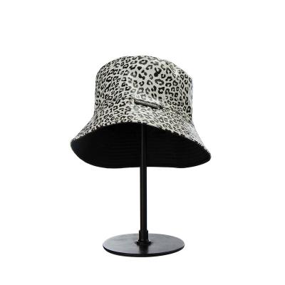 China Custom Design Fashion Furry Furry Design Winter Men's Personalized Striped Scrambled Women's Bucket Hat for sale