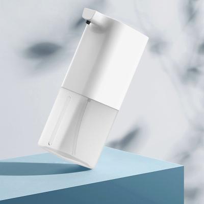 China Foam Non Touch Smart Soap Dispenser Induction Foam Mobile Phone Soap Dispenser for sale