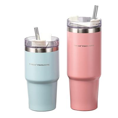 China Travel 600ml 304 Stainless Steel Water Bottle Outdoor Coffee Mug with Straw Insulated Silicone Water Bottles for sale