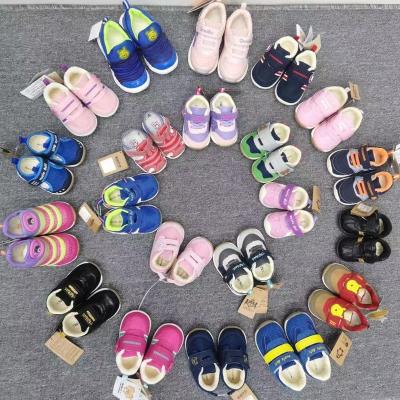 China Cushioning Breathable Mesh Shoes Fly Knitting Baby Kids Shoes Summer Children Shoes Slip for sale